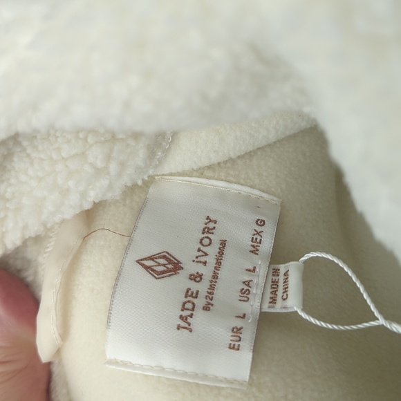 New cream Shearling Bomber Jacket faux Leather Black Trim Sz L - Picture 10 of 12